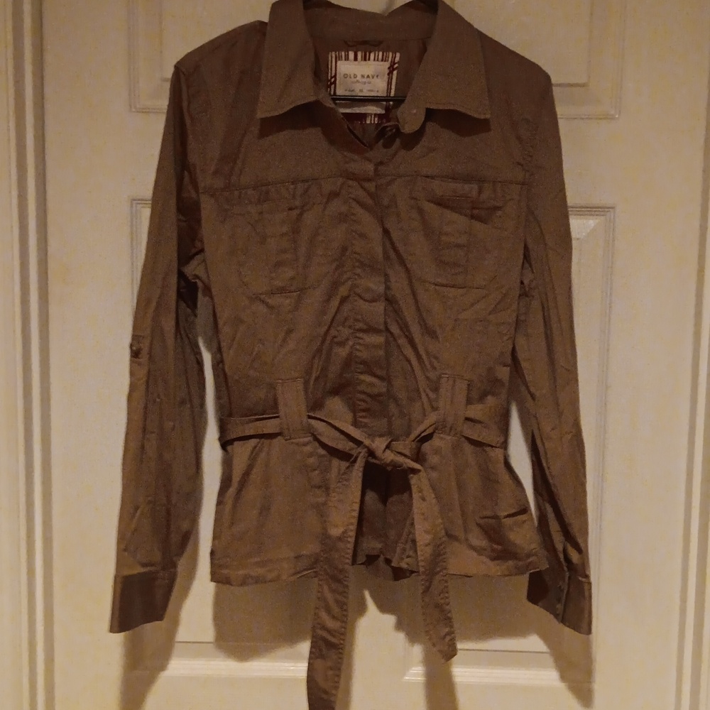 OLD NAVY KHAKI UTILITY SHACKET